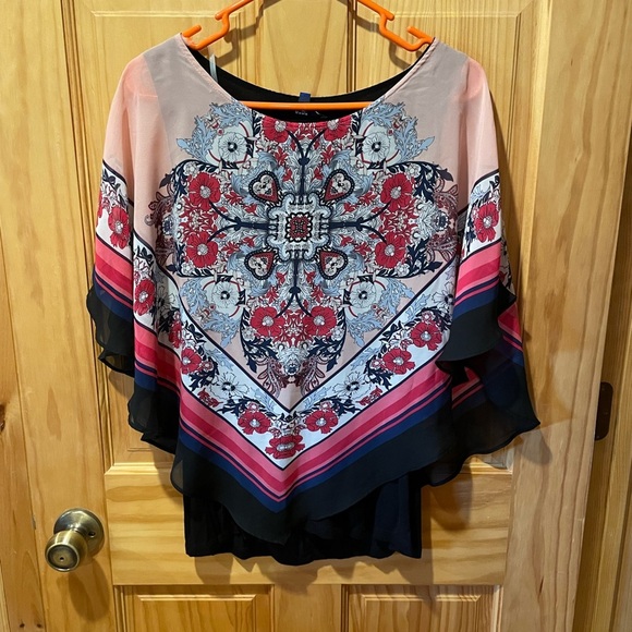 APT 9 V-style chiffon floral blouse size L - Picture 1 of 4